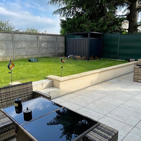 Chambre Serenite Dans Maison Au Calme Compiègne Exterior foto